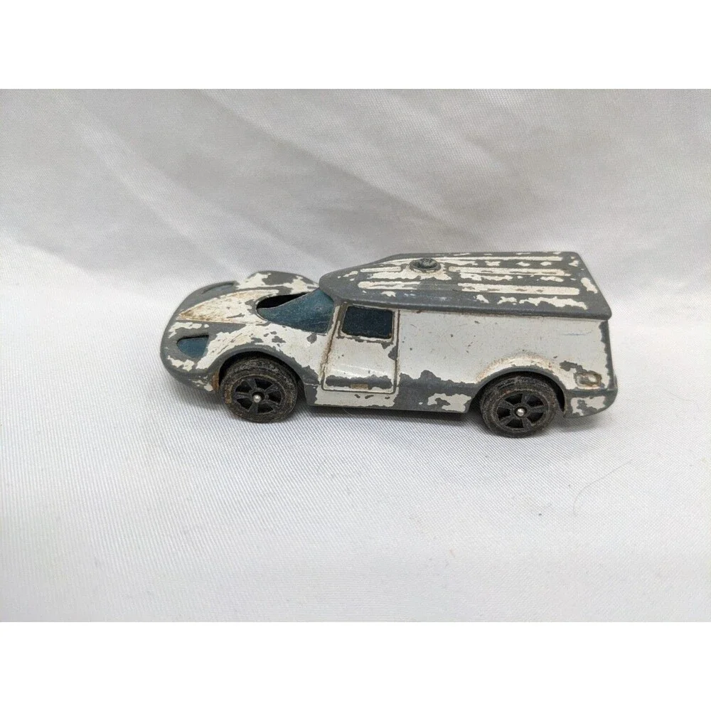 Vintage Corgi Juniors Healer Wheeler Ambulance Car Toy 3